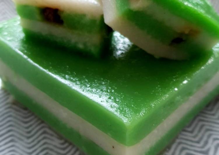 Kue lapis kismis