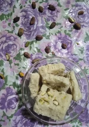 A picture of Homemade burfi.