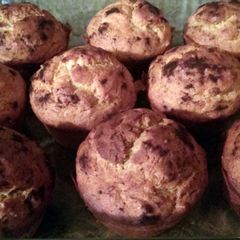 peanut butter banana muffins A picture of peanut butter banana muffins.