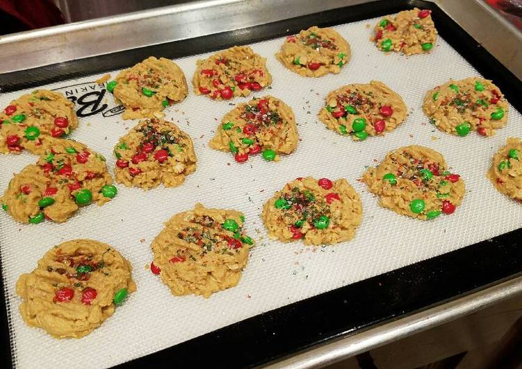 Peanut Butter Oatmeal M&M Cookies