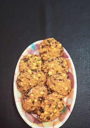 ચણાની દાળના દાલ વડા(chana dal dal vada recipe in gujarati) રેસીપી મુખ્ય ફોટો