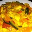 Arroz con curry, pollo y verduras