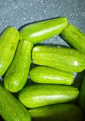 صورة لوصفة محشي الكوسا بصلصه البندورة