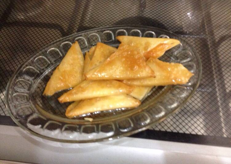 حلى السمبوسة بالجبنة