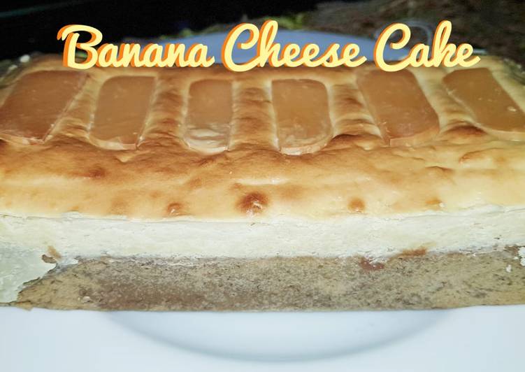 Langkah Mudah untuk Menyiapkan Banana Cheese Cake yang Lezat Sekali