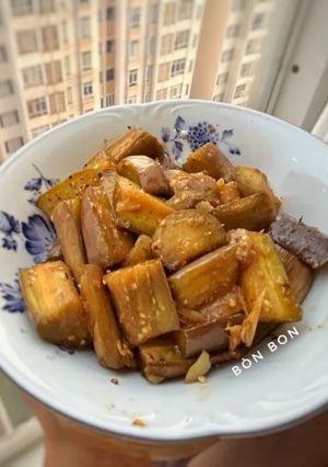 Hình của món Cà tím xào dầu hào.