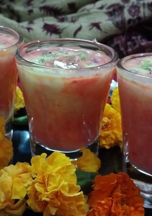 A picture of Zaafrani gulkand Chenna kheer.