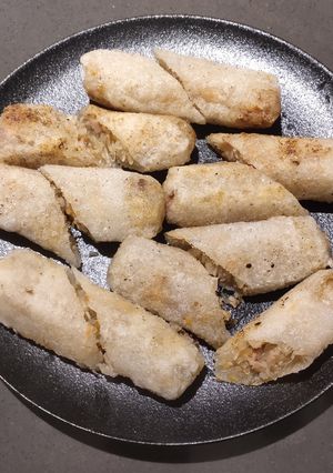 A picture of Rice Paper Roll.