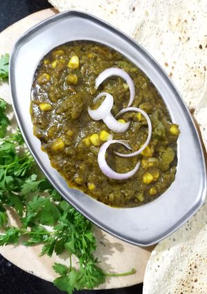 કોર્ન પાલક ગ્રેવી સબ્જી (Corn Palak Gravy Sabji Recipe In Gujarati) રેસીપી મુખ્ય ફોટો