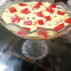 A picture of Mango delight custard.