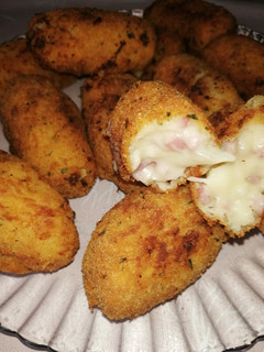 Una foto de Croquetas de jamón cremosas