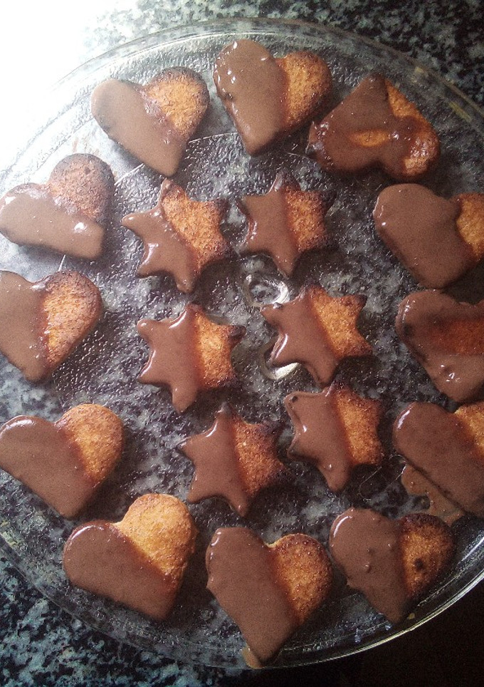 Una foto de Galletas de mantequilla y chocolate