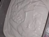 جنبه كريمي من الجبنة القريش