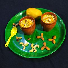 Mango Matka Kulfi A picture of Mango Matka Kulfi.