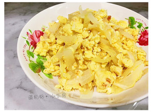 洋蔥炒蛋 的食譜成品照片