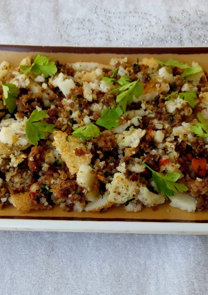 A picture of Sinasir chunks with minced meat.