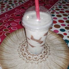 A picture of Oatmeal & Banana shake.