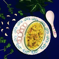 A picture of Chicken in Garlic Sauce.