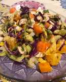 Ensalada multicolor riquísima!!🥬 🌽🥕🥦🍊🍗🥚