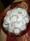 Kourabiedes... Akis Petretzikis' Recipe