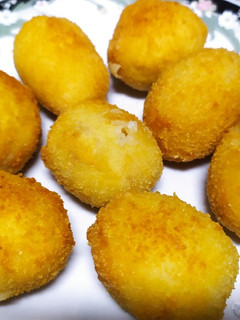 Una foto de Croquetas de gambas al ajillo