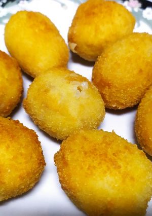 Una foto de Croquetas de gambas al ajillo