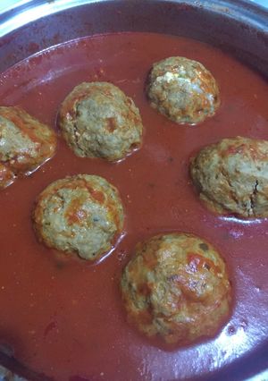 A picture of Cheese-Stuffed Meatballs with Cream Cheese.