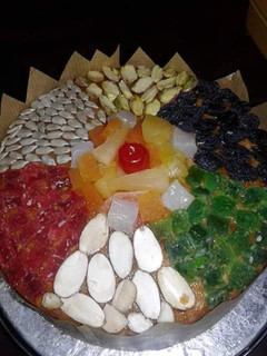 A picture of Fruit cake.