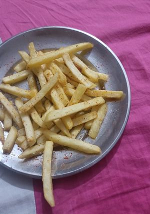 फ्रेंच फ्राइज़ (french fries recipe in Hindi) रेसिपी मुख्य फोटो