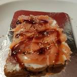 Tosta de salmón ahumado con queso de untar al Pedro Ximénez
