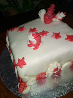 A picture of Fondant cake.
