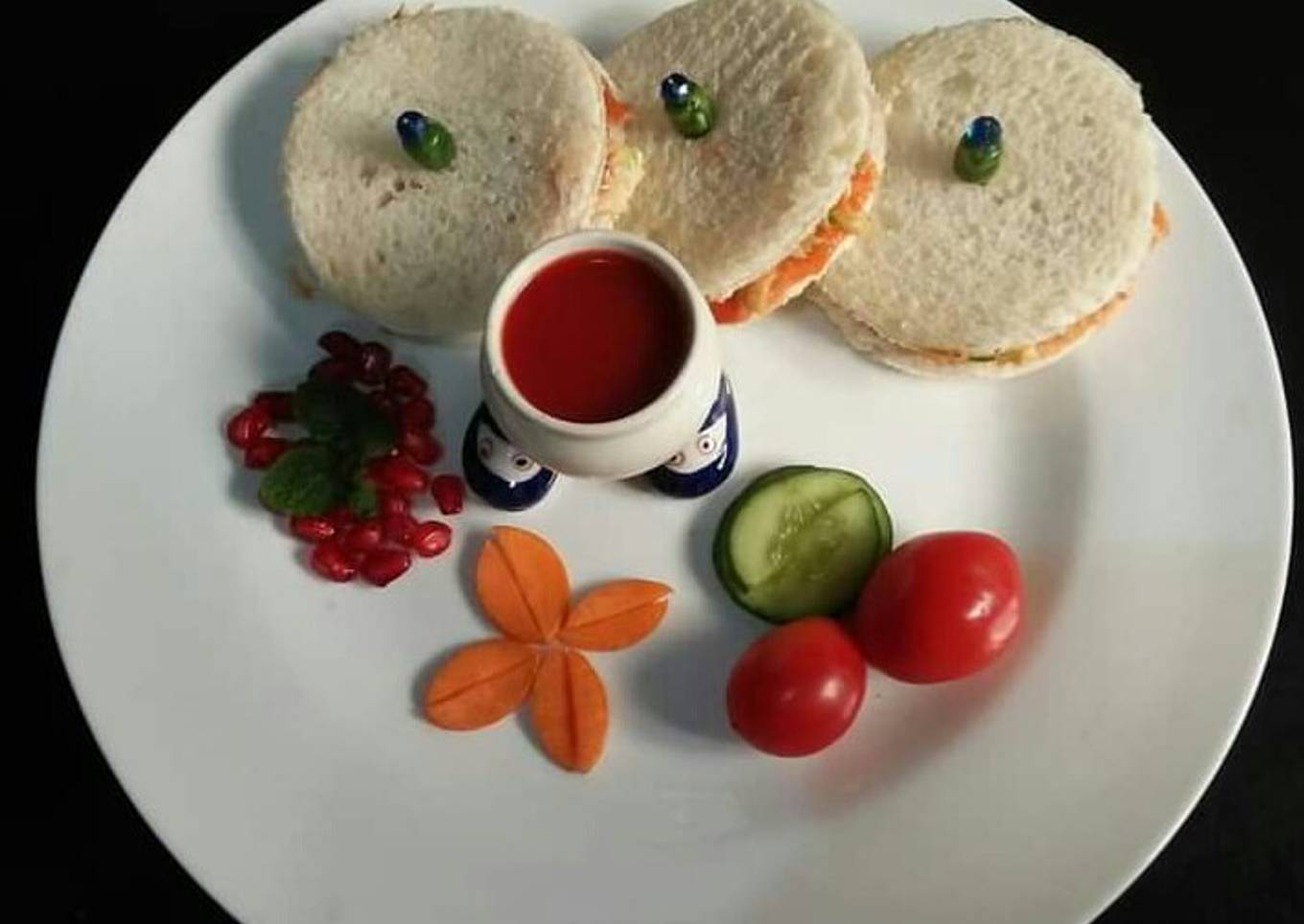 Chicken And Veg Sandwiches😍😋