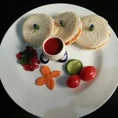A picture of Chicken And Veg Sandwiches😍😋.