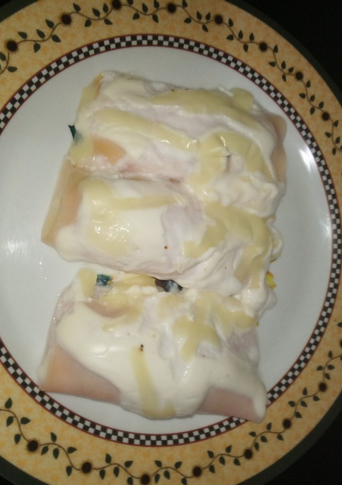 Una foto de Libritos rellenos fácil