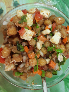 પ્રૉટીન રીચ સલાડ(Rich Protein Salad Recipe In Gujarati) રેસીપી મુખ્ય ફોટો