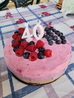 Nutellás erdei gyümölcsös mousse torta recept fotója