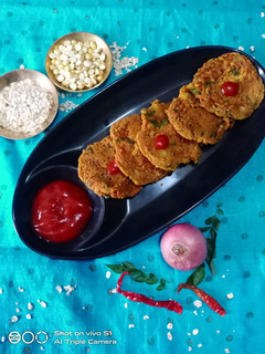 A picture of Oats and roasted chana dal pancakes.