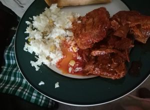 Una foto de Costilla de cerdo en Chile colorado