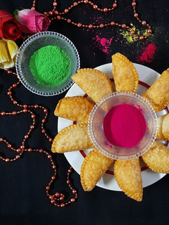 करंजी रेसिपी मुख्य फोटो