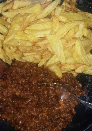 A picture of Oil beans and French fries.