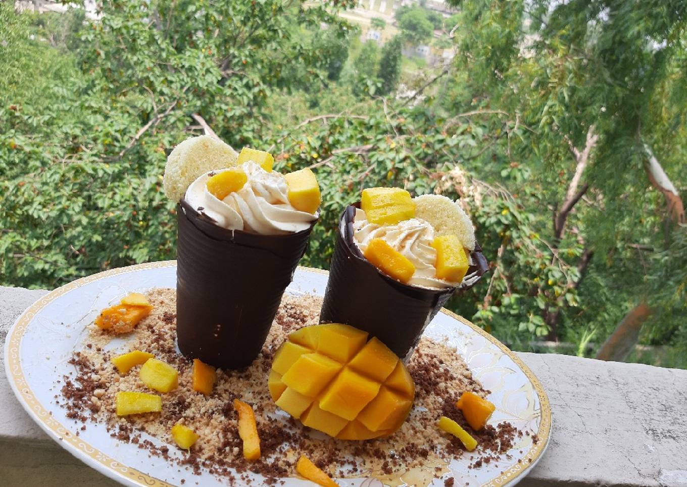 Mango Pots
