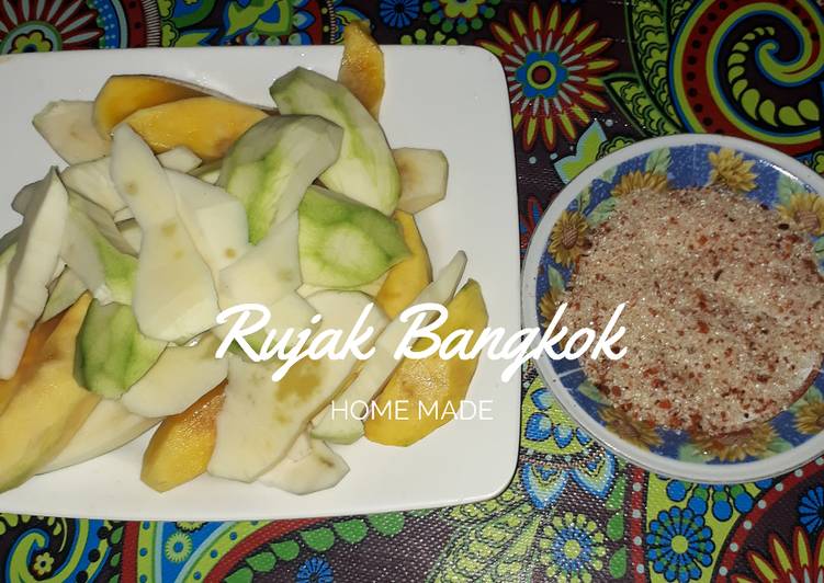 Cara Gampang Menyiapkan Rujak Bangkok, Bikin Ngiler