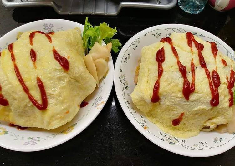 Omurice (omlet nasi korea)