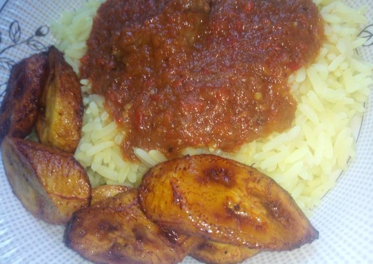 Easiest Way to Prepare Ultimate Curry rice with stew and Plantain