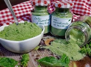 Foto di Sale aromatizzato al basilico🌿