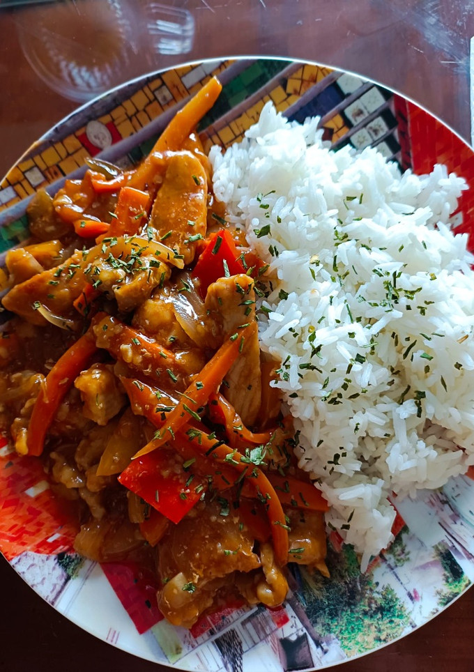 Una foto de Tiras de cerdo en salsa agridulce