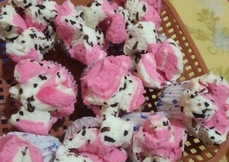  Resep  Bolu  kukus  meses mekar no soda no BP oleh Rina Putri 