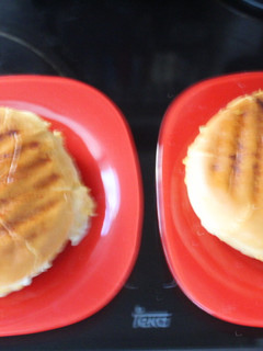 Una foto de Lomo adobado con complejo de hamburguesa
