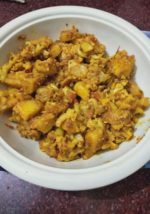 A picture of Aaloo gobhi veg.
