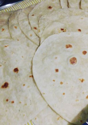 A picture of Flour Tortillas.